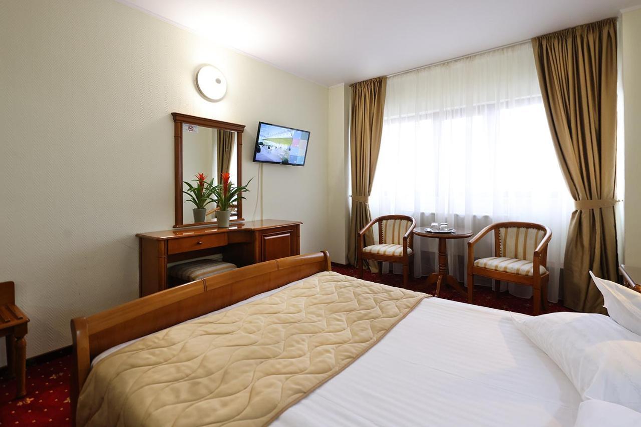 Hotel Moldova Iasi Exterior foto