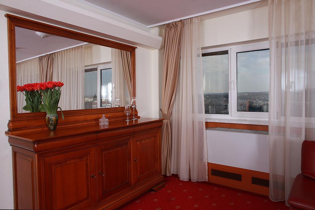 Hotel Moldova Iasi Exterior foto
