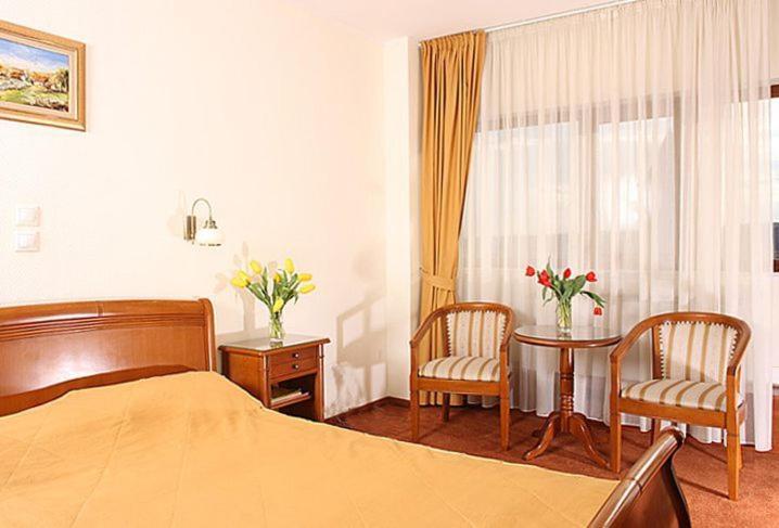 Hotel Moldova Iasi Cameră foto